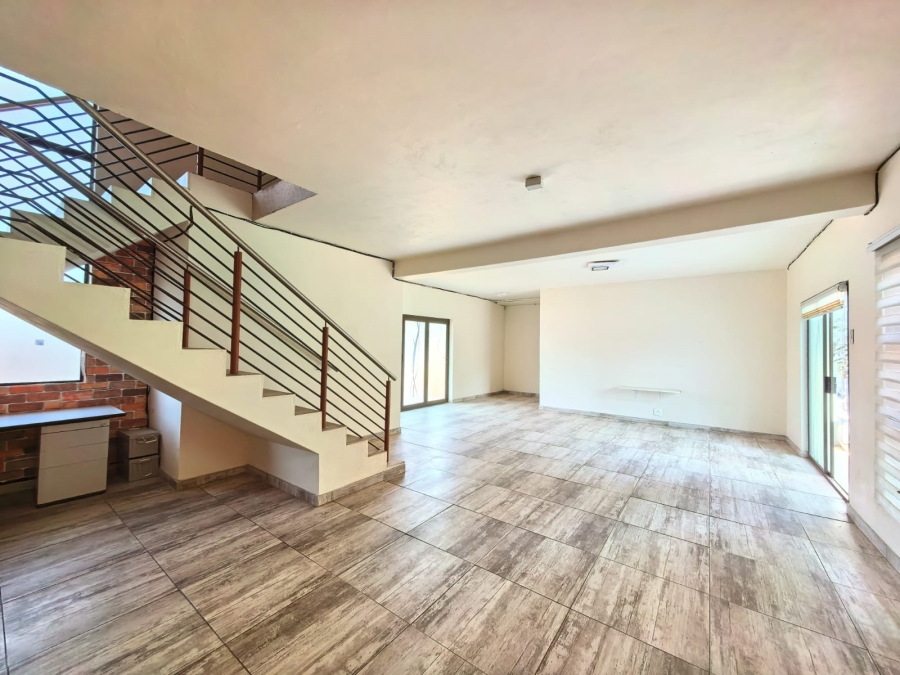 To Let 4 Bedroom Property for Rent in Vaalpark Free State